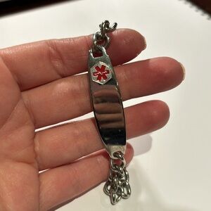 Men’s medic alert bracelet plain silver new